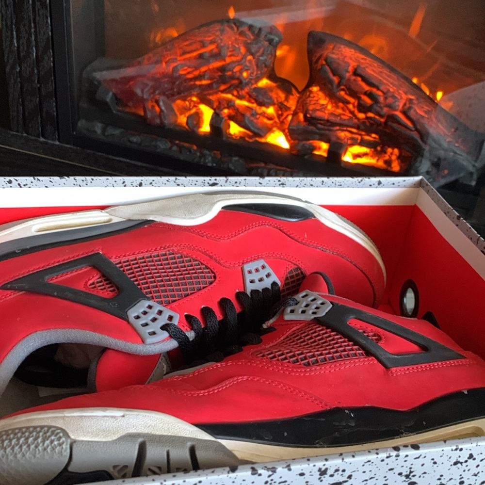 Jordan Retro Torro 4s